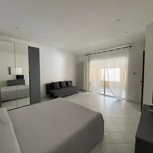 u-carggiu.hotelitalianriviera.com/